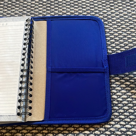 Stuart Hall Student Planner Looney Tunes - Picture 13 of 13